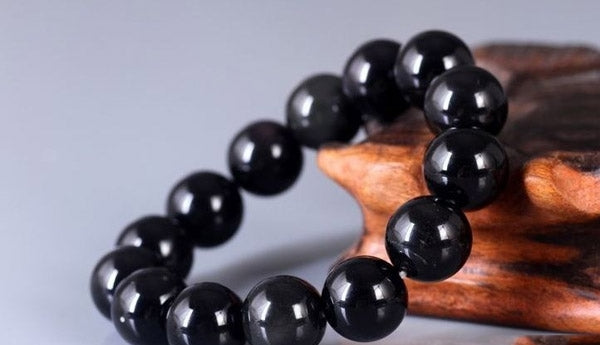 10 Benefits of Black Obsidian Bracelet You Shouldn’t Miss